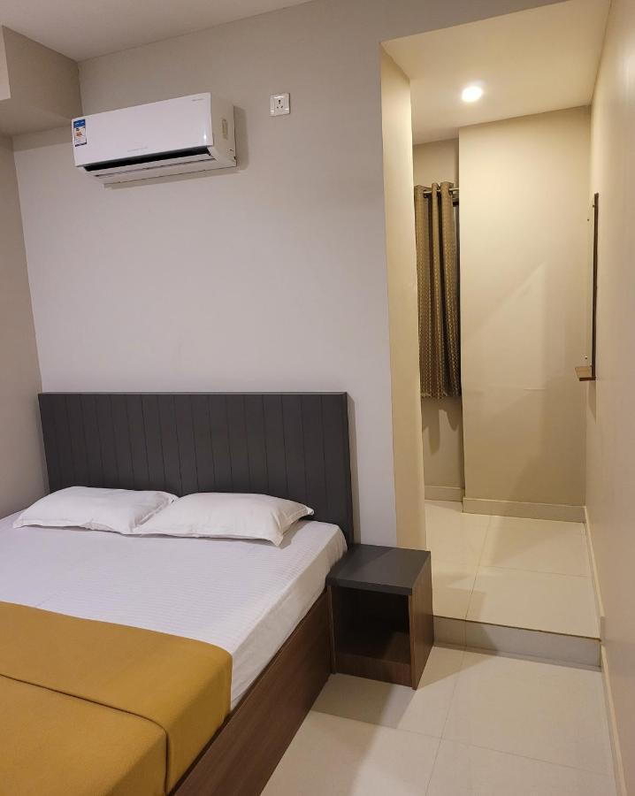 M Square Hotel Vellore Ruang foto